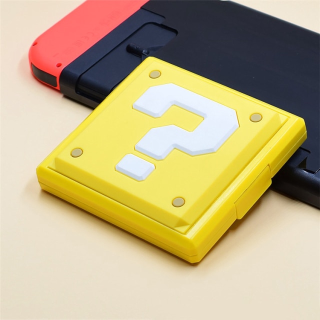 Кейс-футляр для хранения 12 картриджей (игр) Nintendo Switch Premium Game Card Case "Question Block"