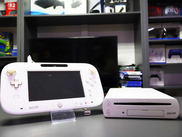 Nintendo Wii U 8 GB + 32 GB Прошитая White [БУ] - интернет-магазин GameShock г. Челябинск