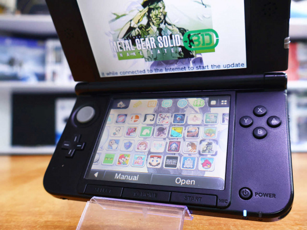 Nintendo 3DS XL Year of Luigi Edition Серебристый / черный NTSC-U + 64gb card прошитая [БУ] - интернет-магазин GameShock г. Челябинск