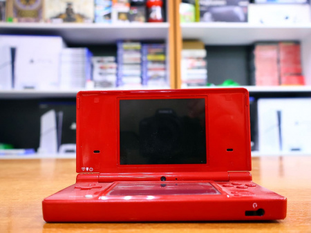 Nintendo DSi Red Прошитая +32gb Type-C mod [БУ] - интернет-магазин GameShock г. Челябинск
