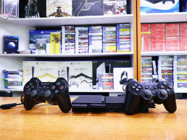 Sony Playstation 2 Slim 2 джойстика + карта [БУ] - интернет-магазин GameShock г. Челябинск