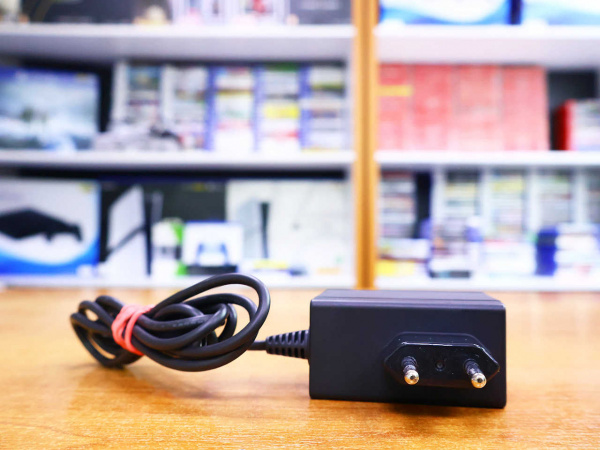 Зарядное устройство (блок питания/Адаптер) для Nintendo Switch Оригинал (БУ) - интернет-магазин GameShock г. Челябинск Зарядное устройство (блок питания/Адаптер) для Nintendo Switch Оригинал (БУ) - интернет-магазин GameShock г. Челябинск