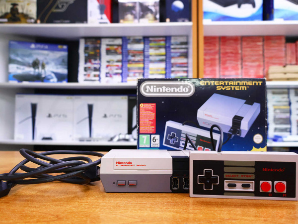Nintendo Classic mini: Entertainment System Прошитая (БУ) - интернет-магазин GameShock г. Челябинск