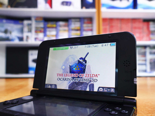 Nintendo 3DS XL Year of Luigi Edition Серебристый / черный NTSC-U + 64gb card прошитая [БУ] - интернет-магазин GameShock г. Челябинск