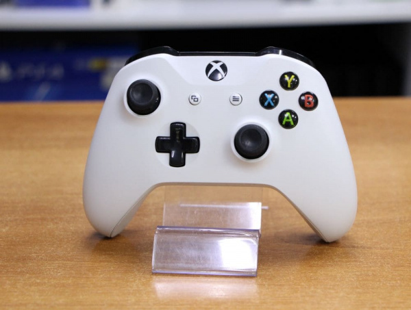 Джойстик беспроводной Xbox One V2 Белый [БУ] - интернет-магазин GameShock г. Челябинск