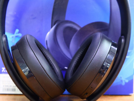 Гарнитура беспроводная Gold Wireless Headset для PS4 [БУ] - интернет-магазин GameShock г. Челябинск