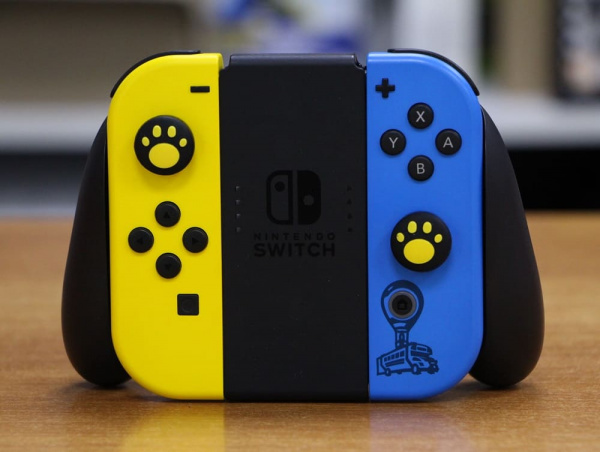Накладки (насадки) на стики Joy Con для Nintendo Switch/Lite/Oled - Cat Paw yellow (2шт) - интернет-магазин GameShock г. Челябинск