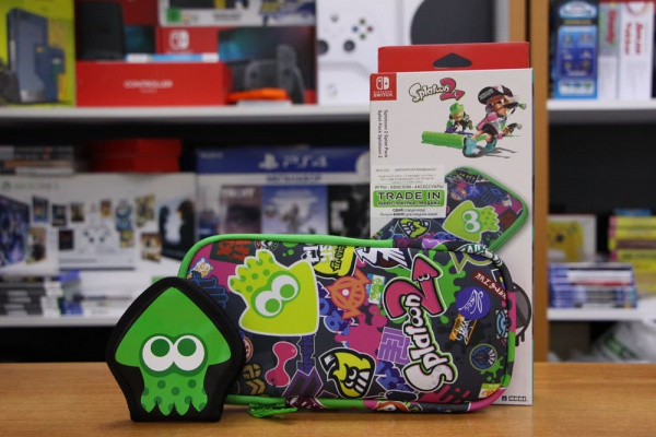 Защитный чехол + 2 накладки на стики + чехол для 4 картриджей Hori NS Switch Splatoon 2 (NSW-048U) - интернет-магазин GameShock г. Челябинск