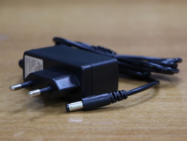 8bit/16bit Блок питания (Адаптер) совместимый 9v 500мА, универсальный - интернет-магазин GameShock г. Челябинск 8bit/16bit Блок питания (Адаптер) совместимый 9v 500мА, универсальный - интернет-магазин GameShock г. Челябинск
