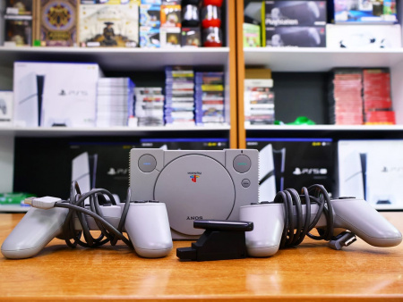 Игровая консоль Sony PlayStation Classic (SCPH-1000RE) + 32GB AutoBleem [БУ] - интернет-магазин GameShock г. Челябинск
