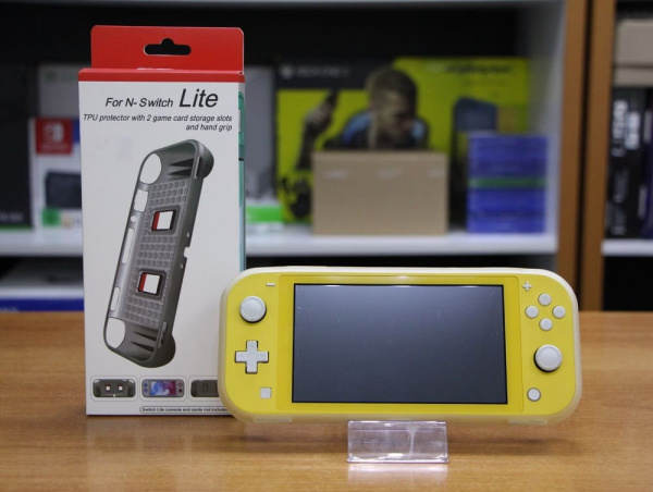 Силиконовый защитный чехол накладка Silicon Case для Nintendo Switch Lite - Прозрачный светлый - интернет-магазин GameShock г. Челябинск