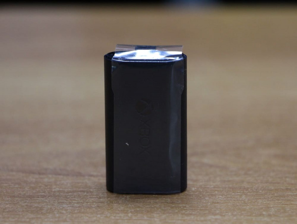 Аккумулятор 1400mAh для геймпадов и джойстиков Microsoft Xbox Series/One - интернет-магазин GameShock г. Челябинск