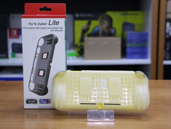 Силиконовый защитный чехол накладка Silicon Case для Nintendo Switch Lite - Прозрачный светлый - интернет-магазин GameShock г. Челябинск