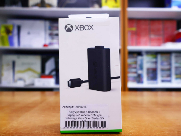 Аккумулятор 1400mAh и зарядный кабель OEM для геймпада Xbox One / Series S/X Play and Charge Kit - интернет-магазин GameShock г. Челябинск