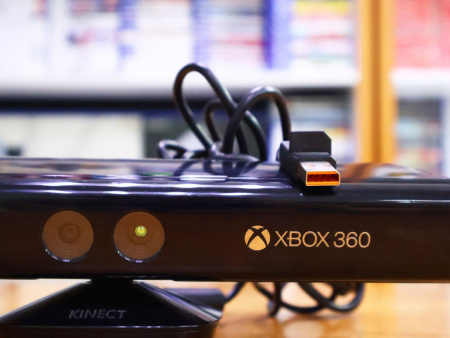 Камера Kinect для XBOX 360 SLIM\E [БУ] - интернет-магазин GameShock г. Челябинск