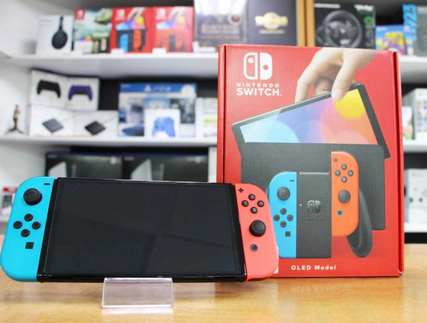 Nintendo Switch OLED (неоновая синяя/неоновая красная) прошитая чип + 256GB [БУ] - интернет-магазин GameShock г. Челябинск